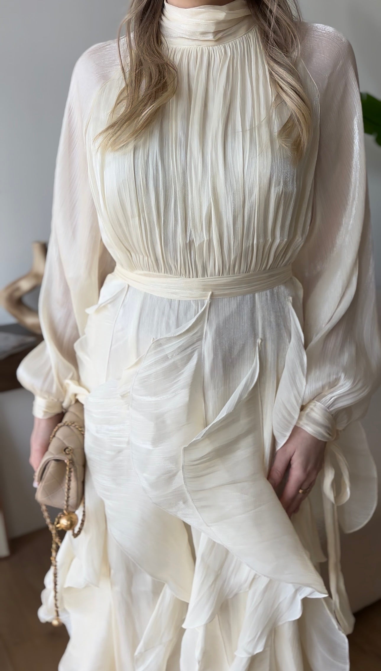 Sukienka damska Flow Elegance z falbanami maxi beżowa