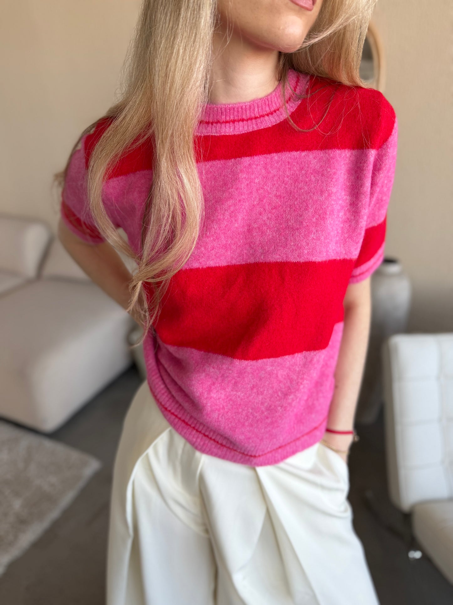 Sweter damski pastelowy w paski Dolce czerwony