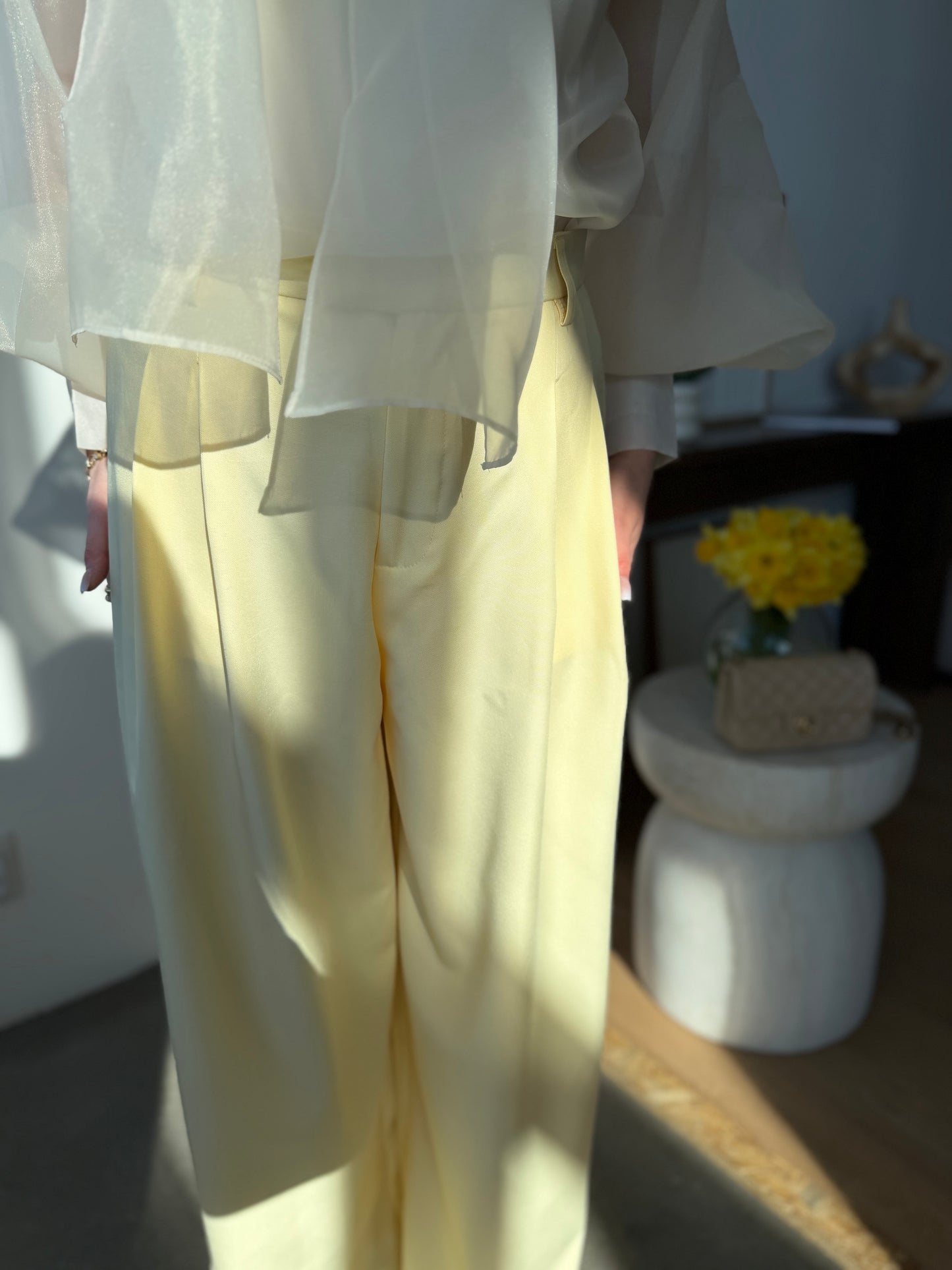 Spodnie damskie wide leg z wysokim stanem Sunny Elegance żółte