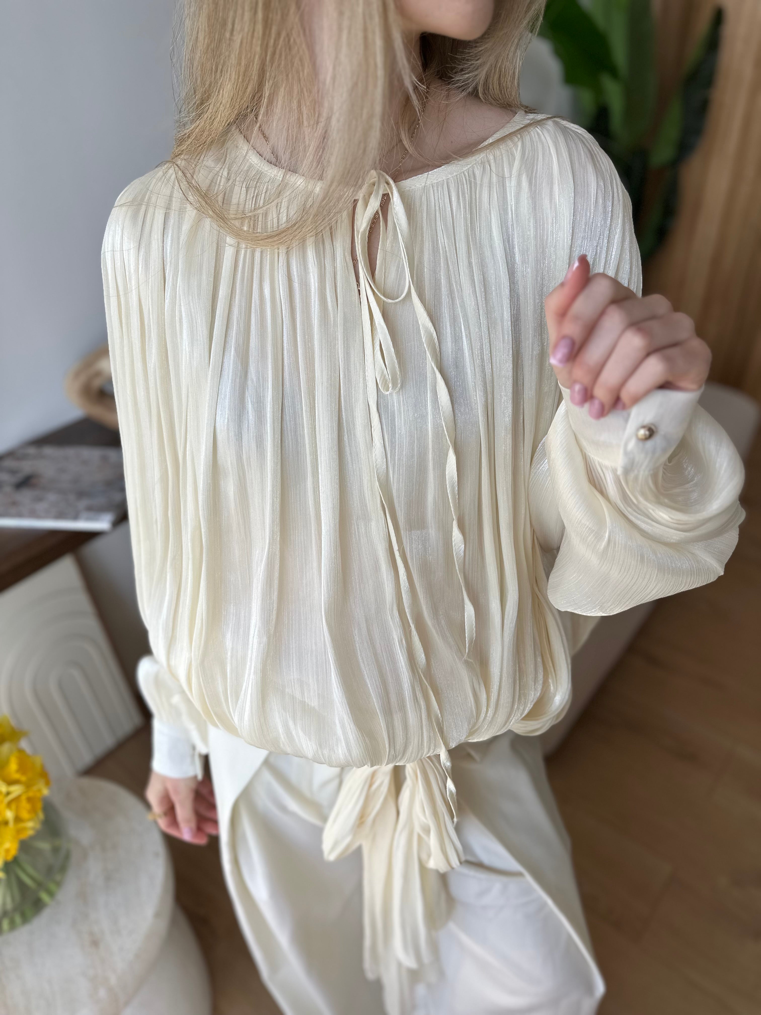 Koszula damska połyskująca z wiązaniem Glossy beżowa