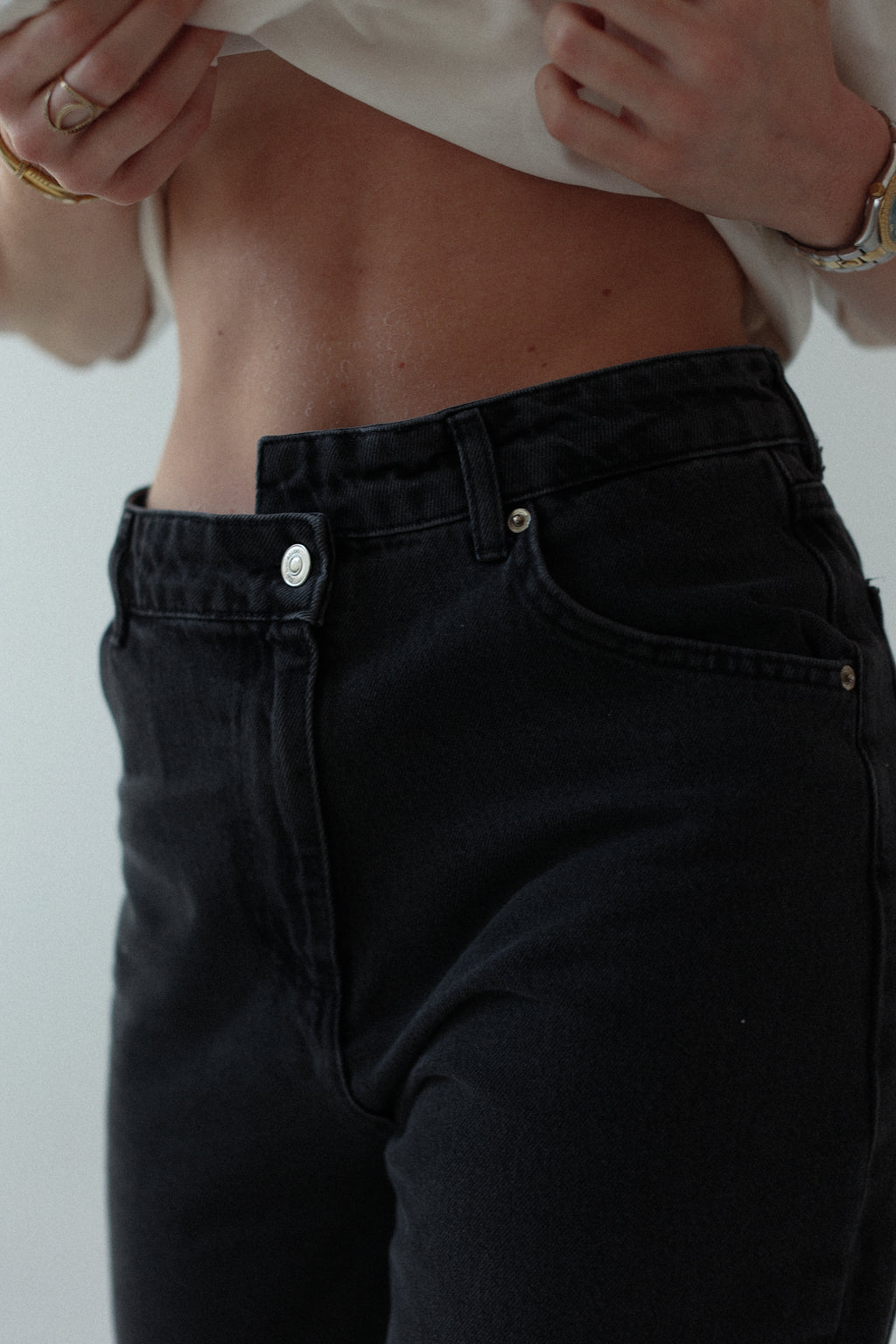 Jeansy damskie Asymmetric czarne