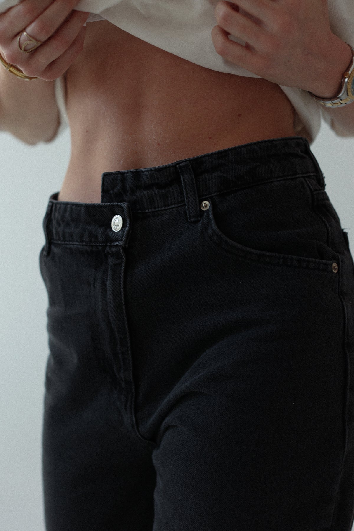 Jeansy damskie Asymmetric czarne