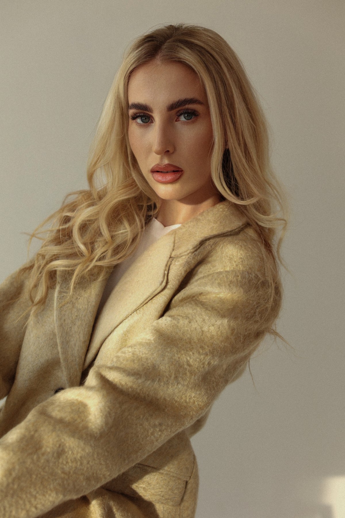 Marynarka damska Delicate beżowa