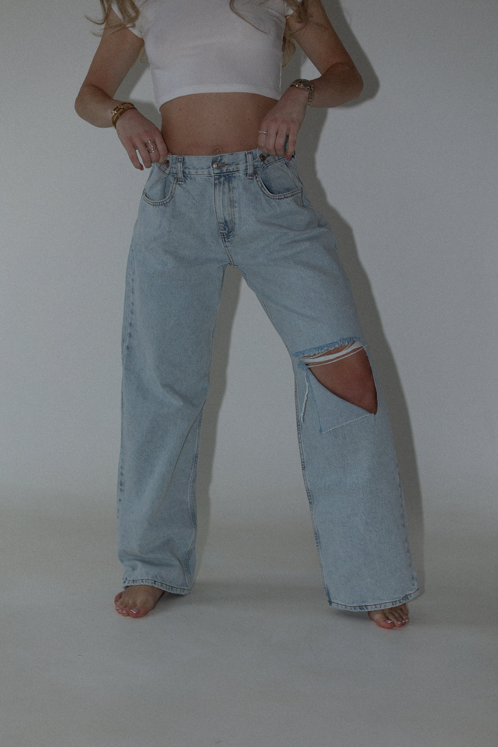 Jeansy damskie wide leg z regulowanym pasem Rebel
